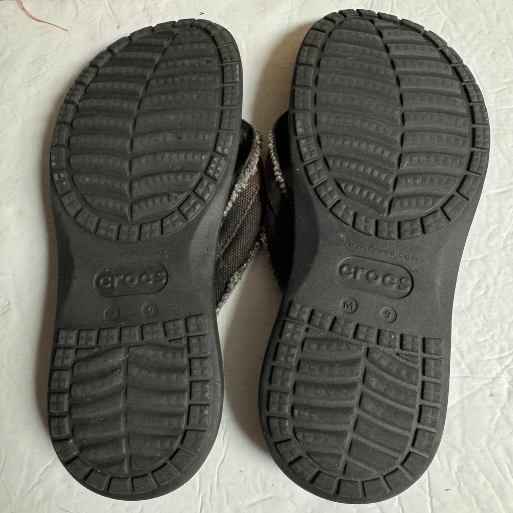 Crocs Mens Santa Cruz Canvas Flip Flops Brown Frayed Thong Sandals Size M 9
